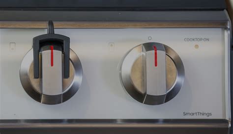 remove knobs from samsung range